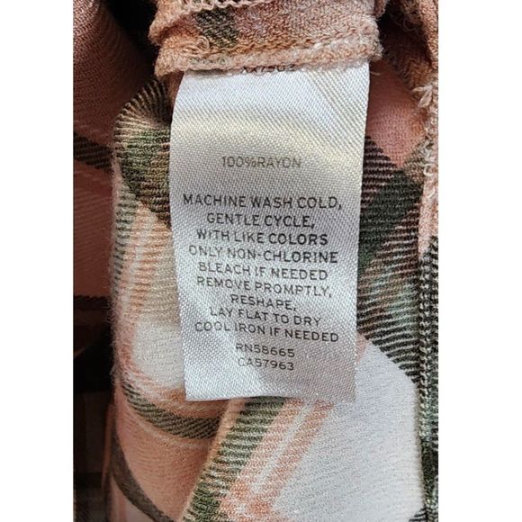 Nordstrom Rack Women's Short Sleeve Button Up Plaid Flannel Top Size XS - Picture 4 of 7